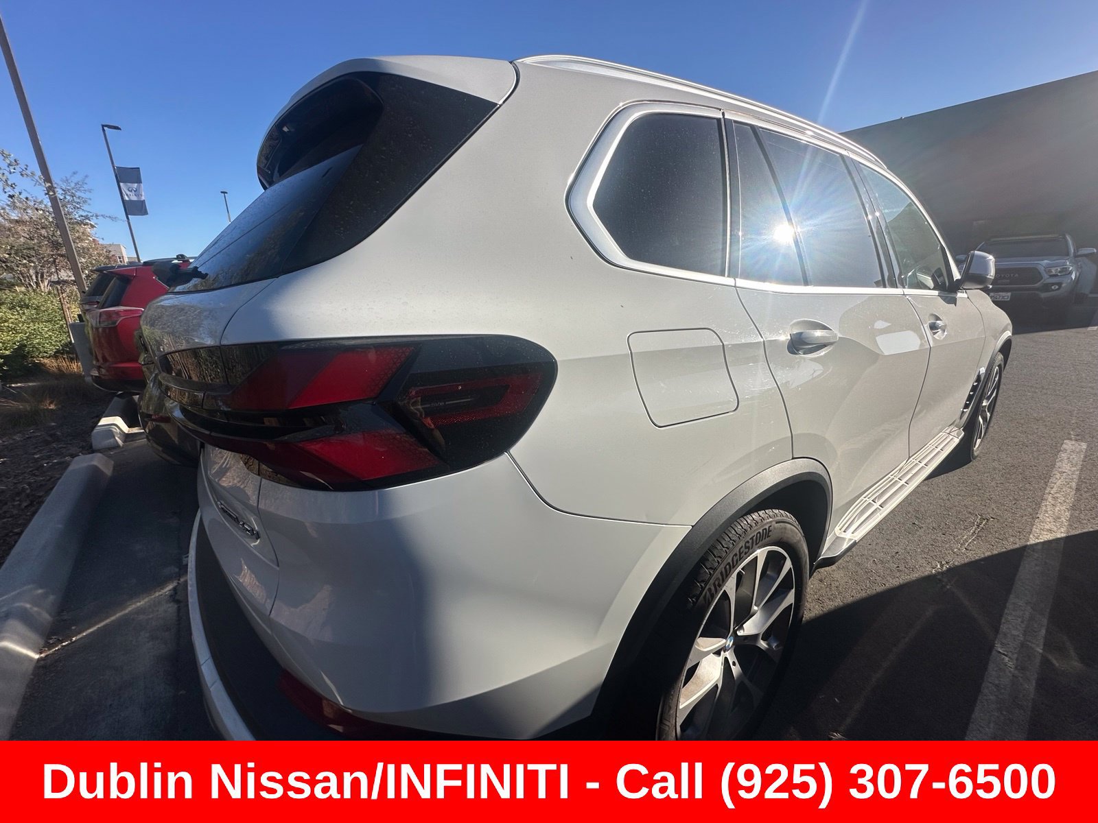 Used 2025 BMW X5 xDrive40i AWD/4WD image 4