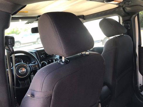 Used 2013 Jeep Wrangler Unlimited Sport AWD/4WD image 20