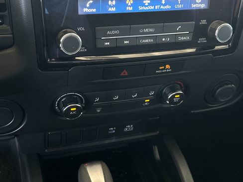 Used 2022 Nissan Frontier S image 17