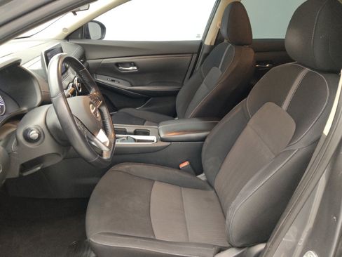 Used 2020 Nissan Sentra SV FWD image 17