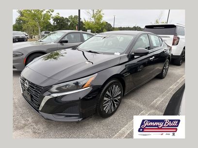 Used 2024 Nissan Altima 2.5 SV