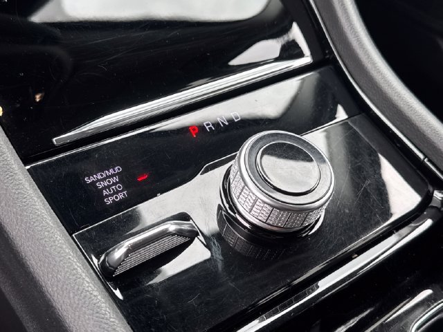 Used 2022 Jeep Grand Cherokee L Limited AWD/4WD image 18