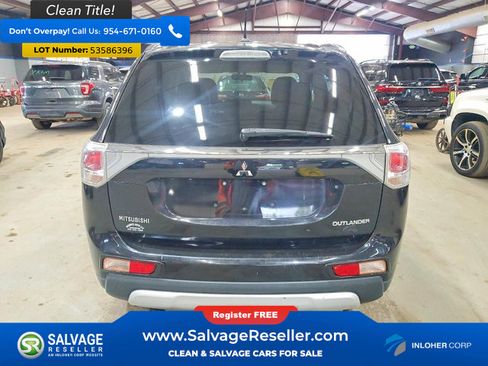 Used 2015 Mitsubishi Outlander SE AWD/4WD image 8