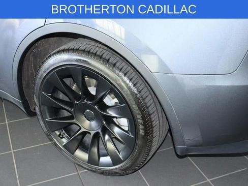 Used 2023 Tesla Model Y Long Range AWD/4WD image 15