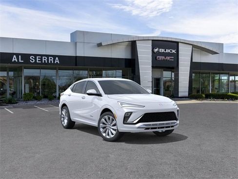 New 2025 Buick Envista Avenir image 1