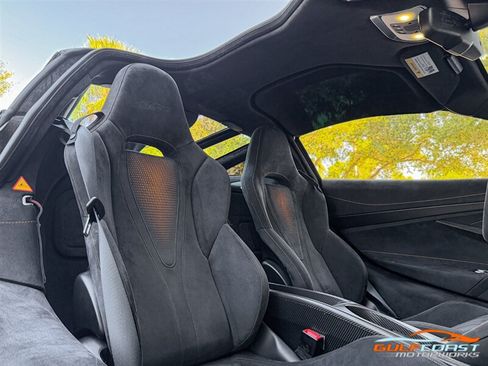 Used 2021 McLaren 765LT RWD image 31