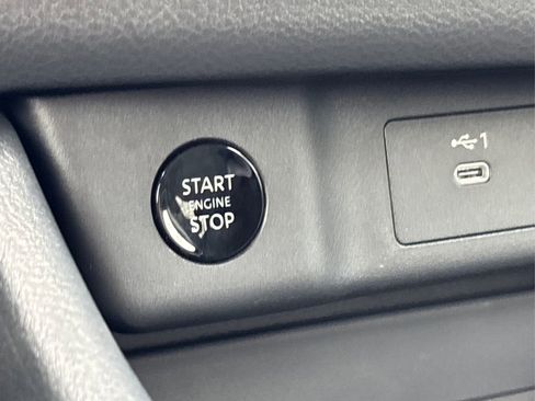 New 2026 Nissan Rogue SV image 30