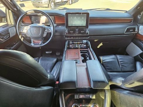 Used 2021 Lincoln Navigator Reserve w/ Luxury Package image 8