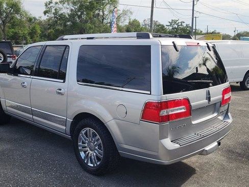 Used 2010 Lincoln Navigator L 4WD image 15