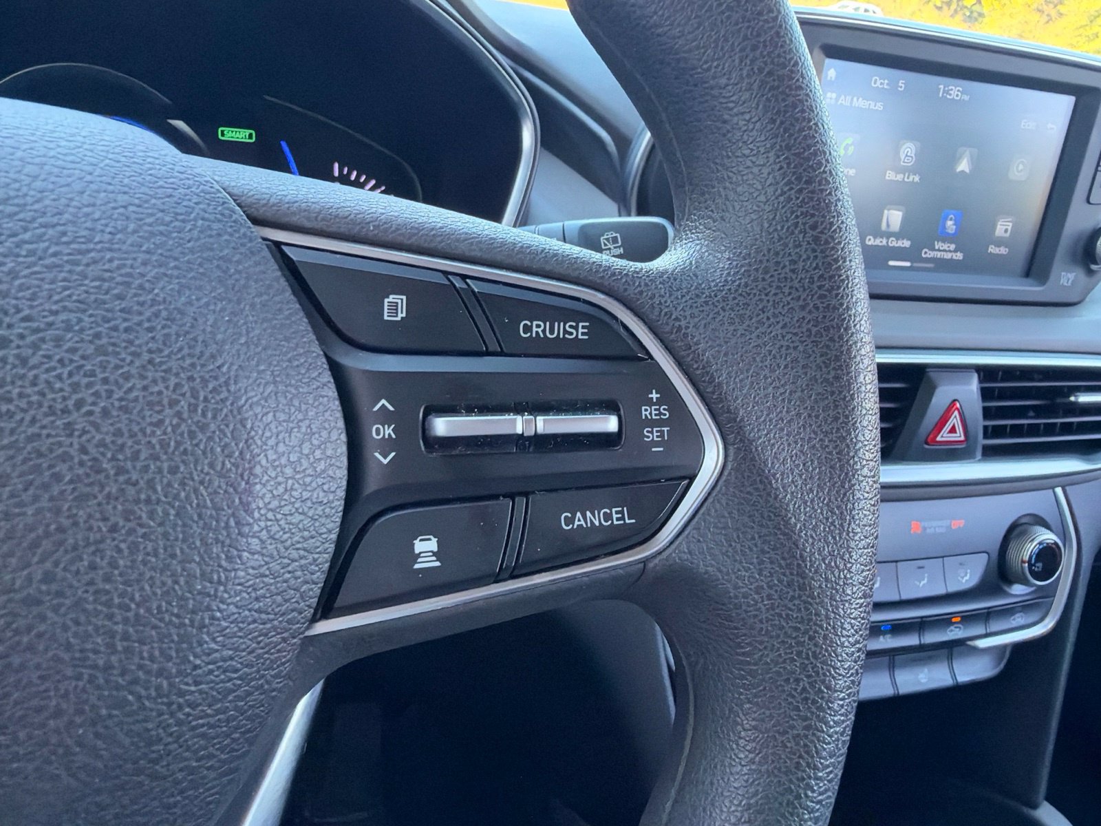 Used 2019 Hyundai Santa Fe SEL FWD image 21