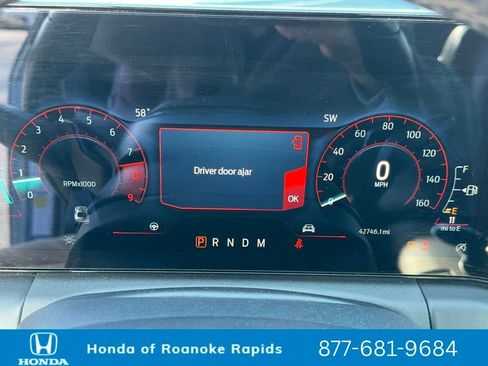 Used 2024 Ford Mustang GT Premium image 9