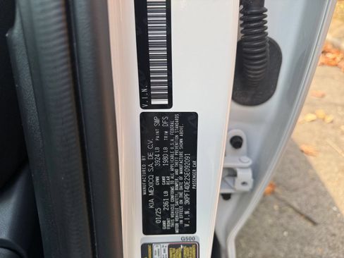 Used 2025 Kia K4 FWD image 27