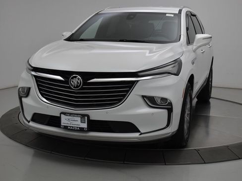Used 2022 Buick Enclave Essence FWD image 15