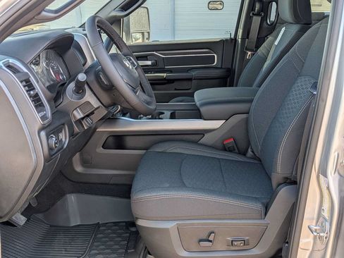 New 2026 RAM 2500 Big Horn AWD/4WD image 13