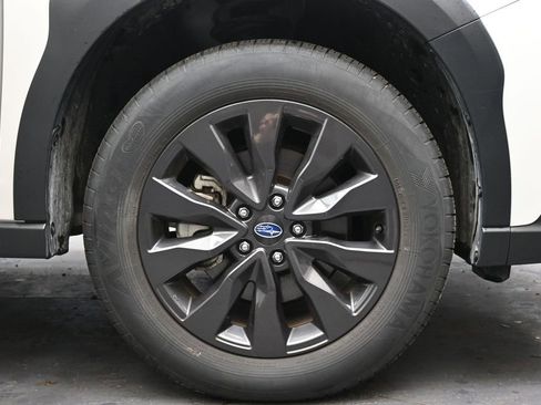 Certified 2025 Subaru Outback Onyx Edition AWD/4WD image 10