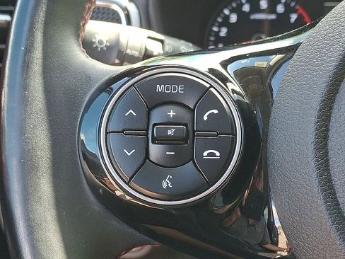 Used 2022 Kia Soul Turbo FWD image 17