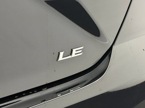 Used 2025 Toyota Camry LE FWD image 8