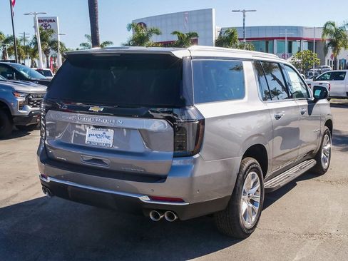 New 2026 Chevrolet Suburban Premier w/ Sun And Tow Package image 7