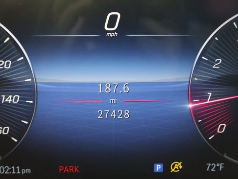 Used 2024 Mercedes-Benz GLE 350 4MATIC image 17