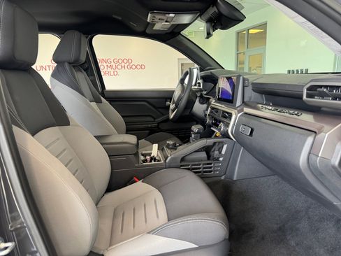 Certified 2025 Toyota Tacoma TRD Off-Road w/ TRD Off Road Upgrade Package image 19