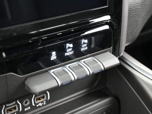 New 2026 RAM 1500 Laramie w/ Night Edition image 24