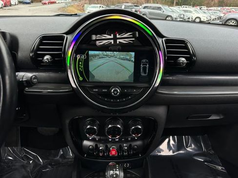 Used 2017 MINI Cooper Clubman ALL4 image 17