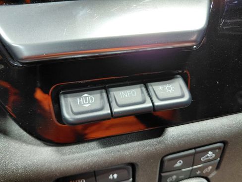 Used 2023 Chevrolet Silverado 1500 High Country w/ High Country Premium Package AWD/4WD image 12