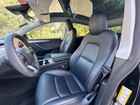 Used 2023 Tesla Model Y Long Range AWD/4WD image 8