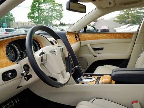 Used 2014 Bentley Flying Spur W12 AWD/4WD image 21