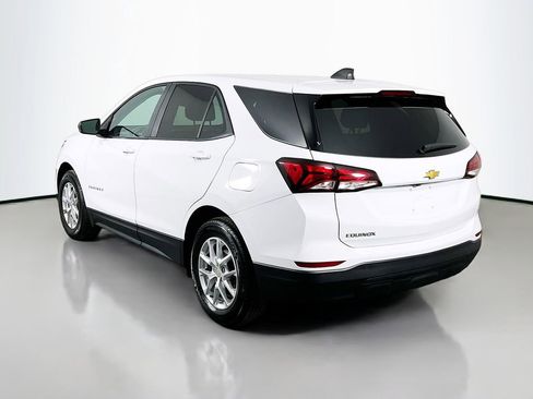 Used 2022 Chevrolet Equinox LS w/ LS Convenience Package image 7