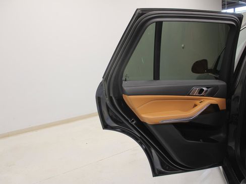 Used 2023 BMW X5 xDrive40i w/ Premium Package image 21