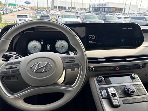 Certified 2024 Hyundai Palisade Calligraphy AWD/4WD image 6