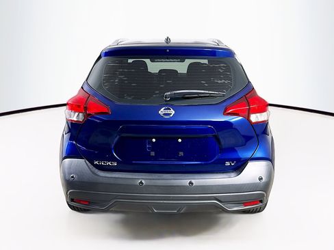 Used 2020 Nissan Kicks SV image 28