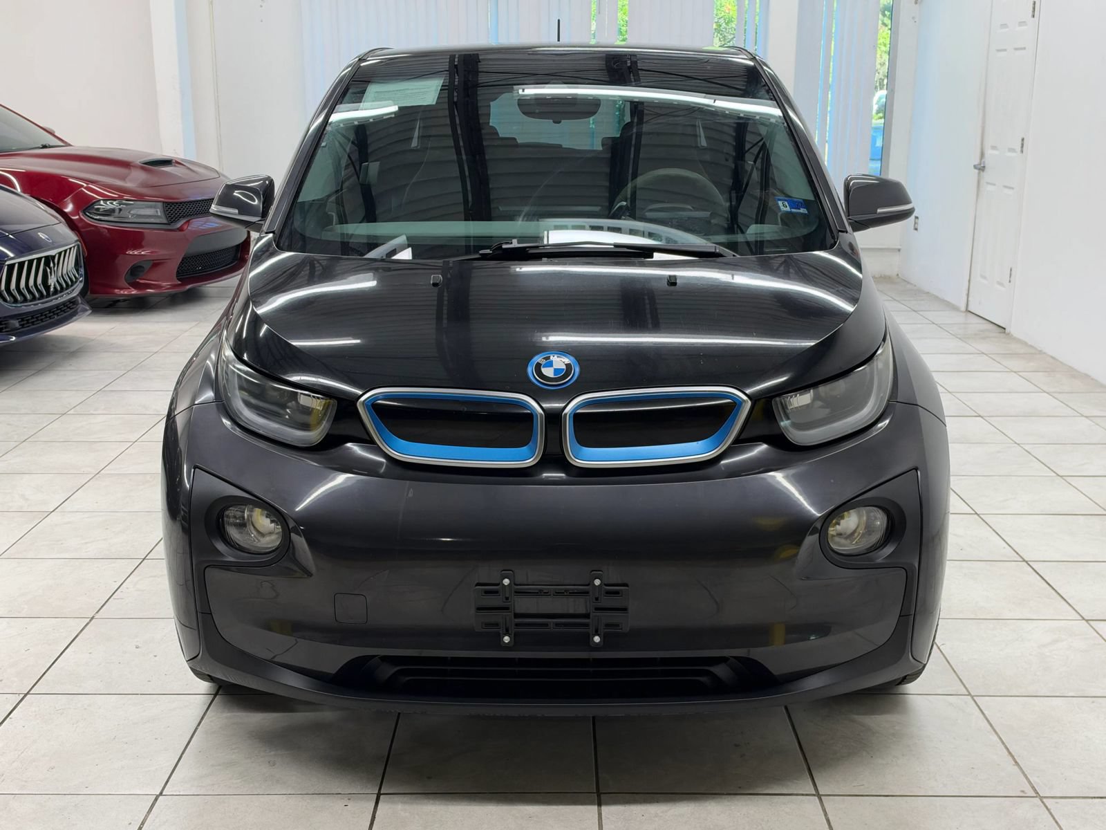 Used 2014 BMW i3 w/ Range Extender RWD image 2