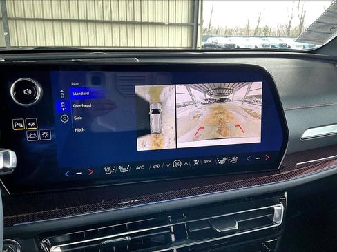 New 2026 Chevrolet Traverse RS w/ LPO, Floor Liner Package image 20