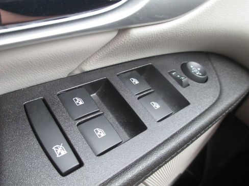 Used 2017 GMC Terrain Denali FWD image 25
