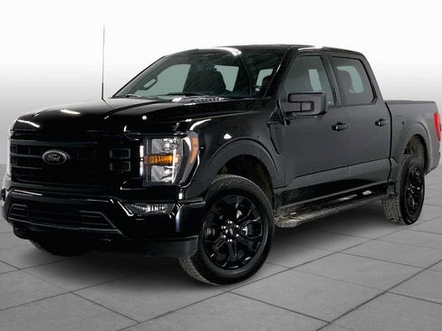 Used 2023 Ford F150 XLT w/ XLT Black Appearance Package AWD/4WD image 3