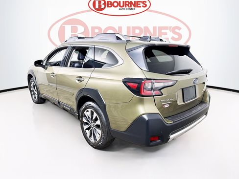 Used 2023 Subaru Outback Touring XT AWD/4WD image 10