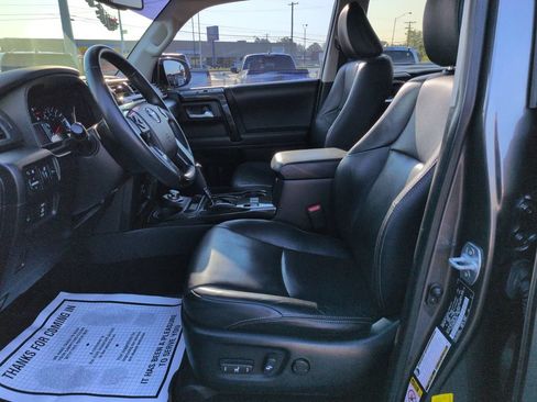 Used 2019 Toyota 4Runner Limited AWD/4WD image 9