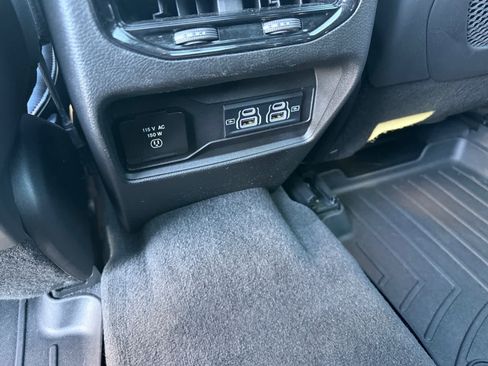 Used 2021 Jeep Grand Cherokee L Summit w/ Advanced Protech Group IV image 27