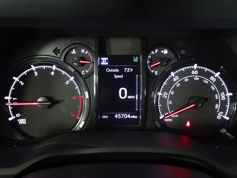 Used 2023 Toyota 4Runner SR5 Premium w/ Moonroof Package image 29