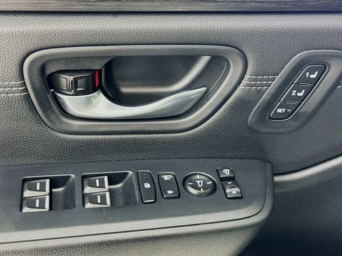 Used 2026 Honda Pilot Touring image 24