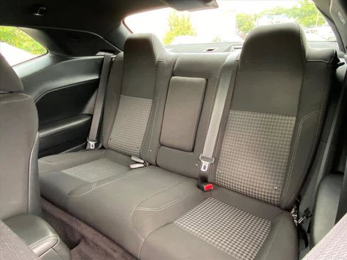 Used 2018 Dodge Challenger R/T w/ Blacktop Package image 20