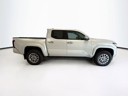 New 2026 Toyota Tacoma Limited AWD/4WD image 7