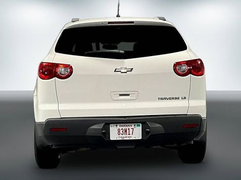 Used 2011 Chevrolet Traverse LS image 6