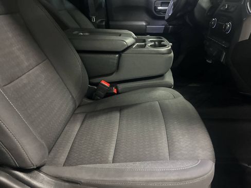 Used 2025 Chevrolet Silverado 2500 Custom w/ Custom Value Package AWD/4WD image 12