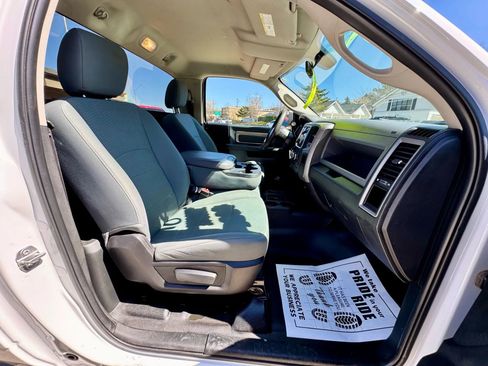 Used 2018 RAM 5500 Tradesman w/ Power & Remote Entry Group image 14