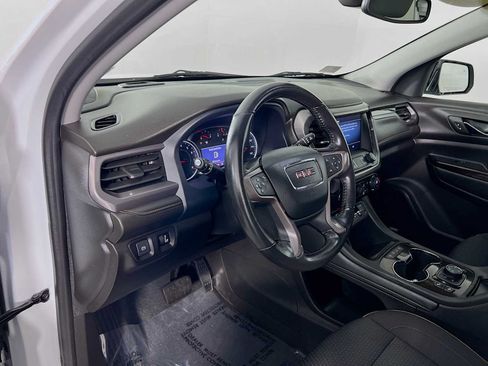 Used 2022 GMC Acadia AT4 w/ Trailering Package AWD/4WD image 9