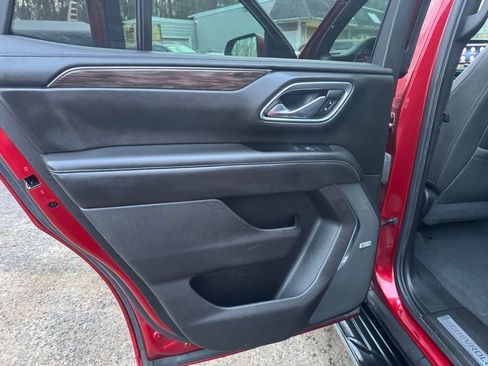 Used 2021 Chevrolet Tahoe LT w/ LT Signature Package image 26