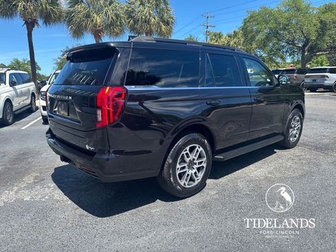 Certified 2025 Ford Expedition Active RWD image 9